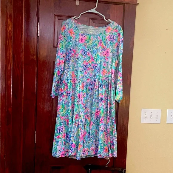 Lilly Pulitzer Vibrant Floral Long Sleeve Dress - Picture 1 of 4